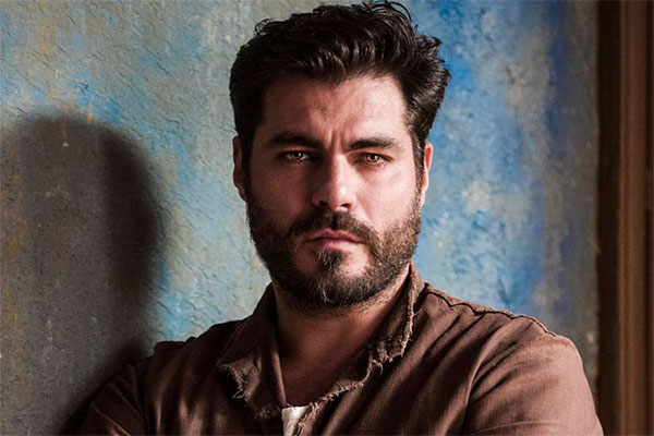 Thiago Lacerda encerra a 9ª ExpoCigra Fiemg e o 28º Encontro Sesi de Artes Cênicas